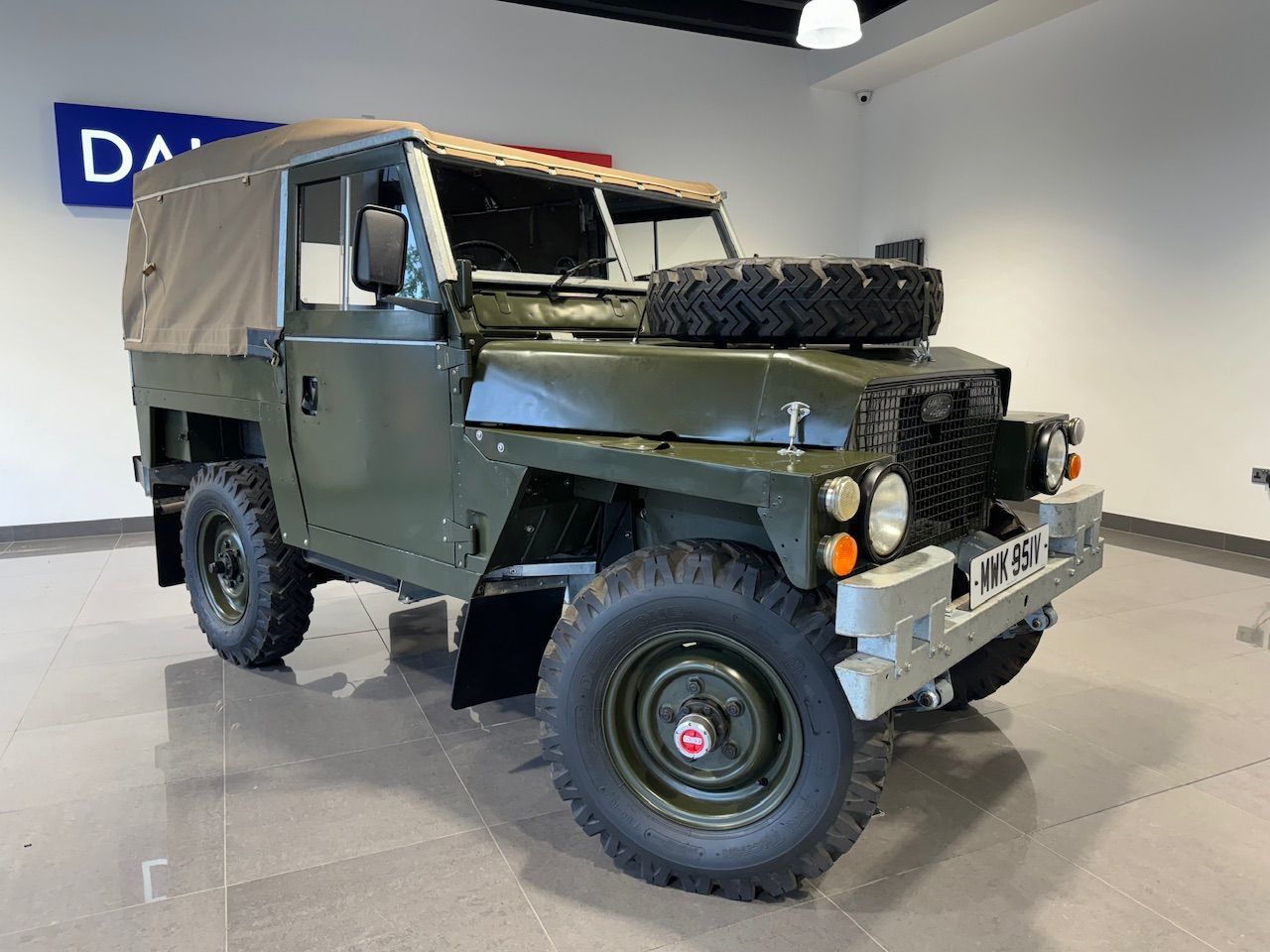 1990 Land Rover Defender